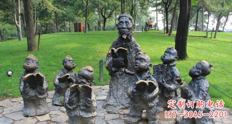 绵阳头顶天空的美好孩童——儿童雕塑