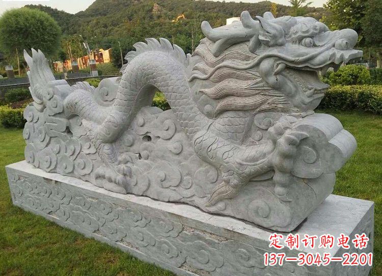 绵阳公园仿古龙雕塑