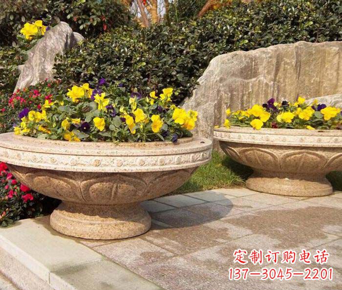 绵阳砂岩花盆雕塑