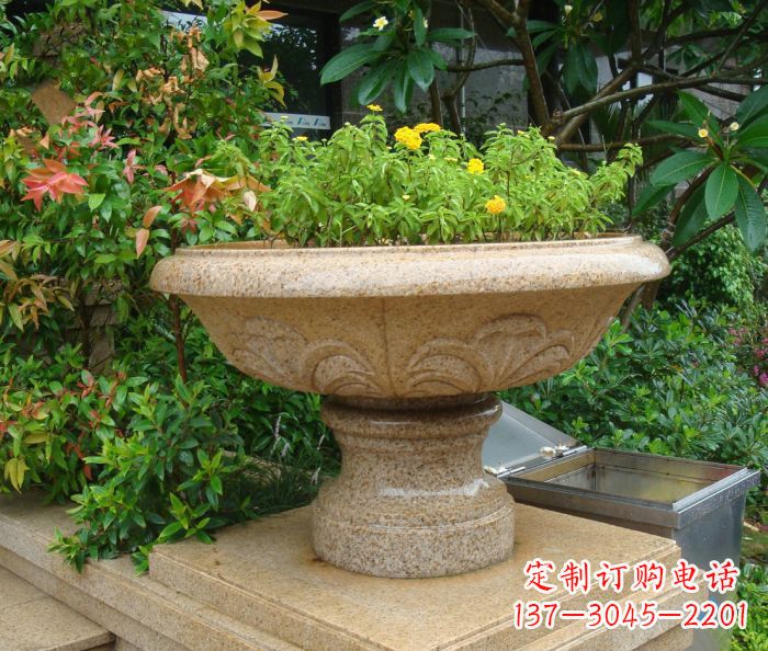 绵阳雕塑花盆,精雕细琢