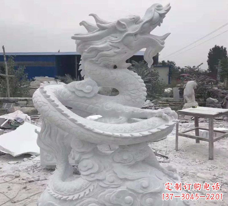 绵阳精美盘龙石雕塑