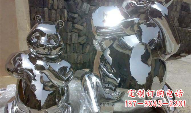 绵阳真实不锈钢熊猫大型雕塑
