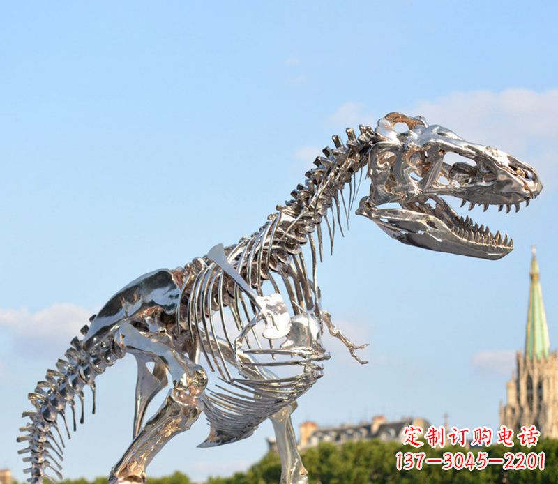 绵阳不锈钢恐龙雕塑展现自然之美