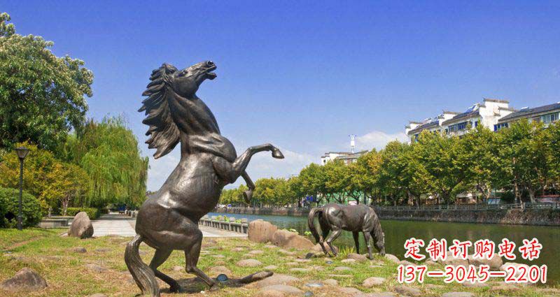 绵阳公园立马动物铜雕