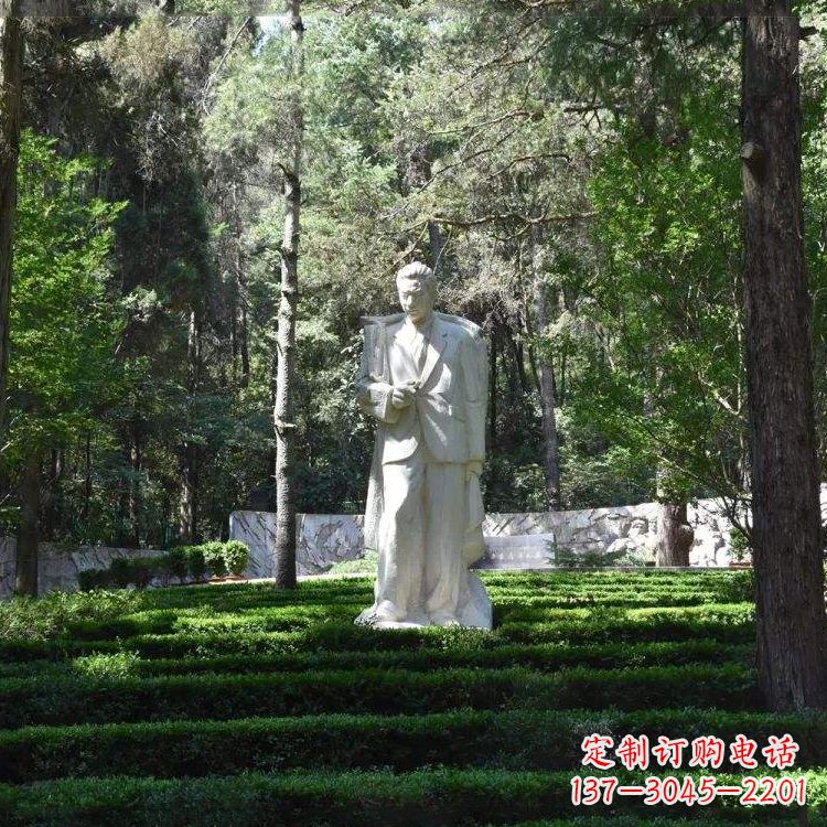 绵阳聂耳汉白玉石雕塑,追随伟大作曲家的足迹