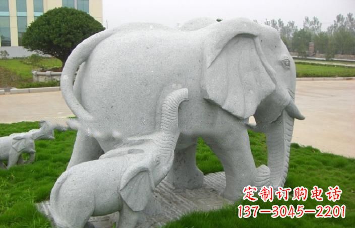 绵阳公园石雕母子大象