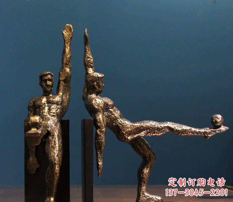 绵阳高雅足球形象铜雕
