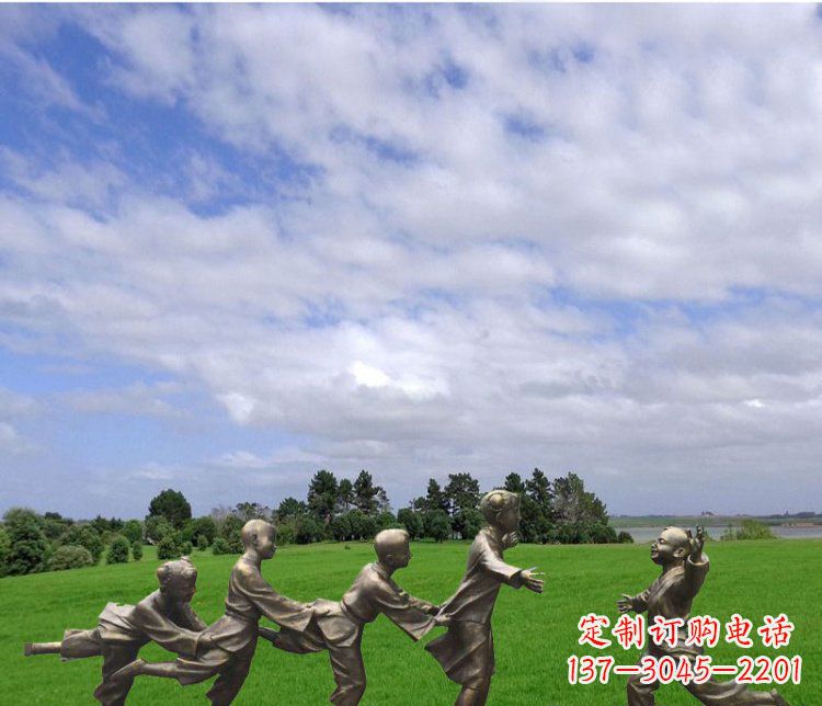 绵阳公园铜雕老鹰抓小鸡游戏人物雕塑
