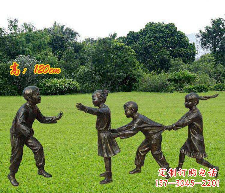 绵阳公园玩老鹰捉小鸡的儿童小品铜雕 (2)