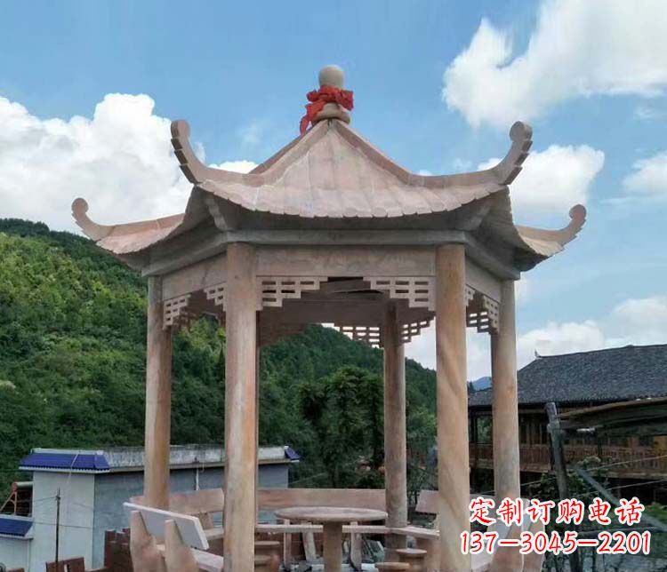 绵阳一流的公园晚霞红六角石雕凉亭
