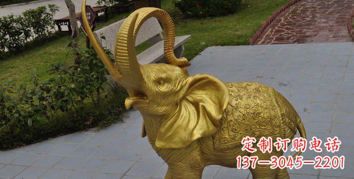 绵阳呈现自然之美的小象铜雕
