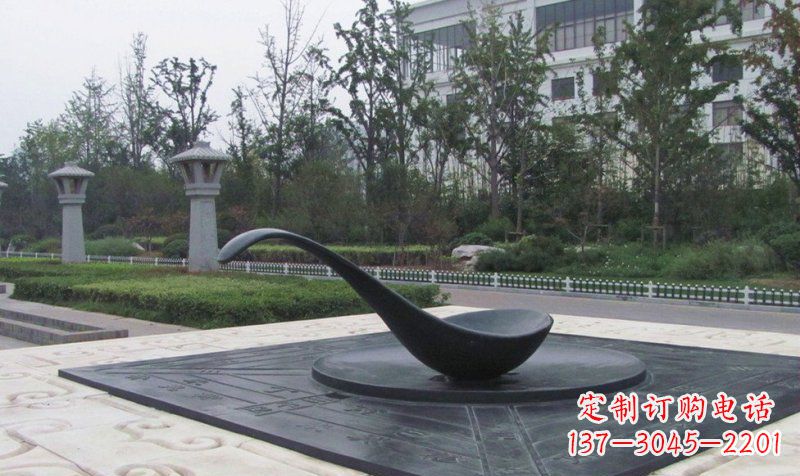 绵阳中领雕塑指南针铜雕——定制你的独特景观