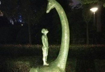 绵阳壮观绝伦的长颈鹿雕塑