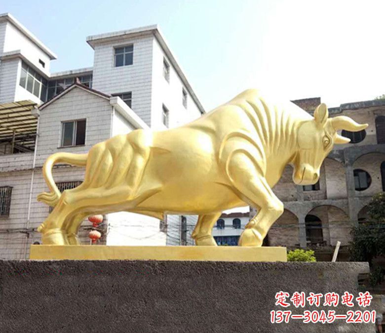 绵阳广场奔牛铜雕