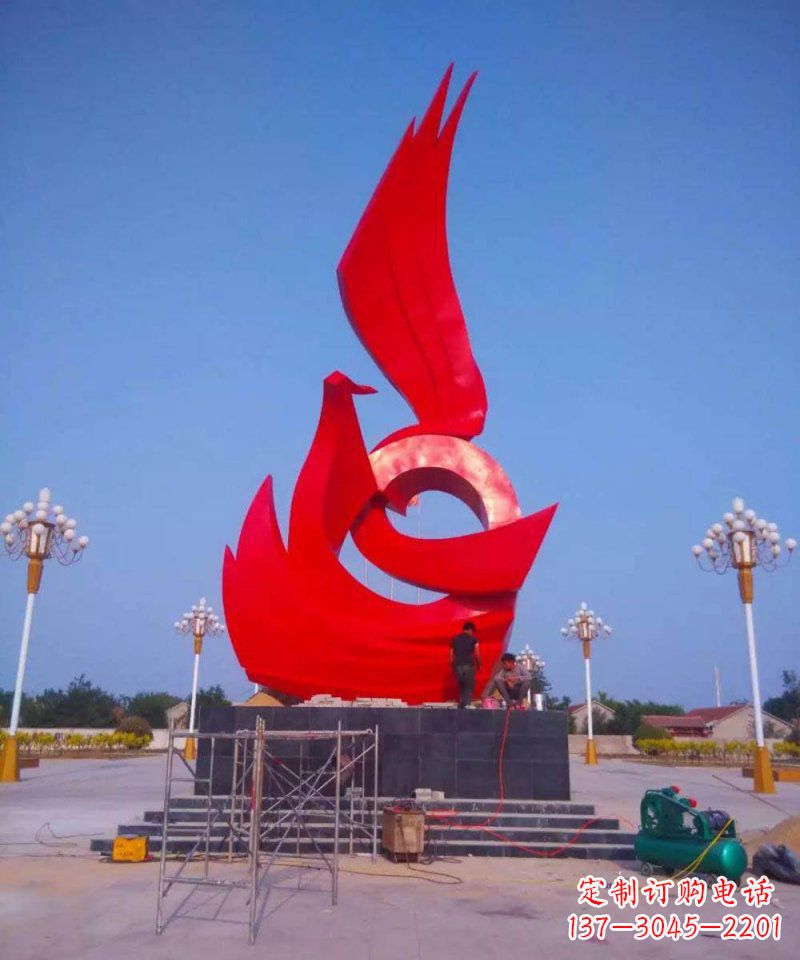 绵阳广场不锈钢彩色凤凰景观雕塑