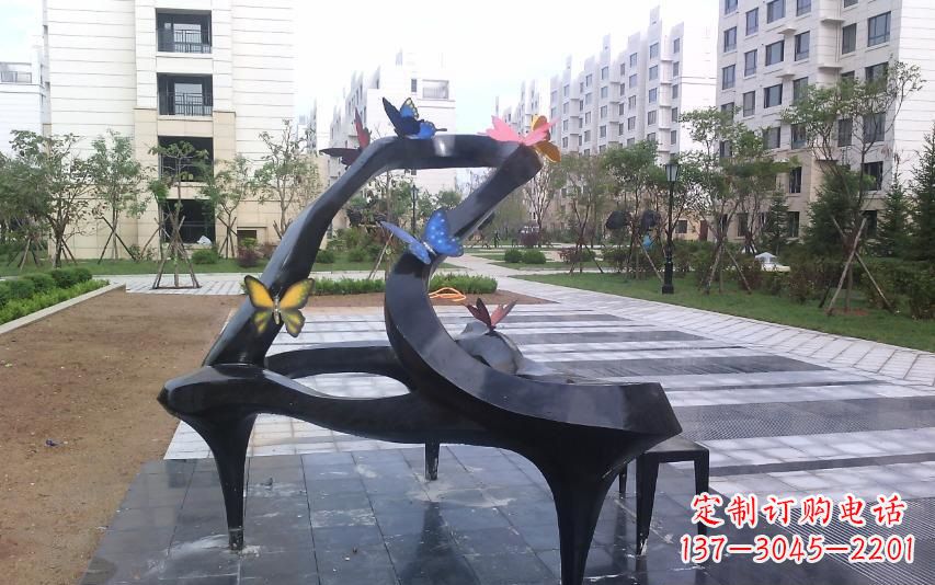 绵阳广场不锈钢抽象钢琴雕塑