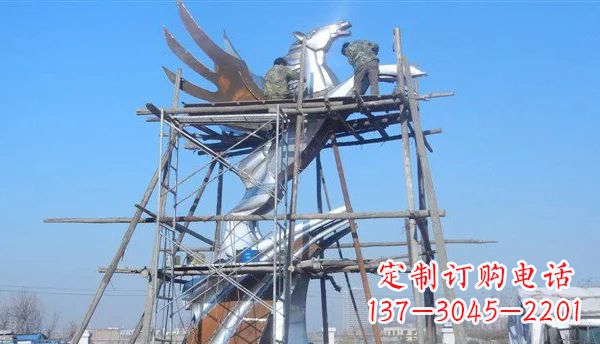 绵阳不锈钢飞马雕塑,给广场一个灵动之美