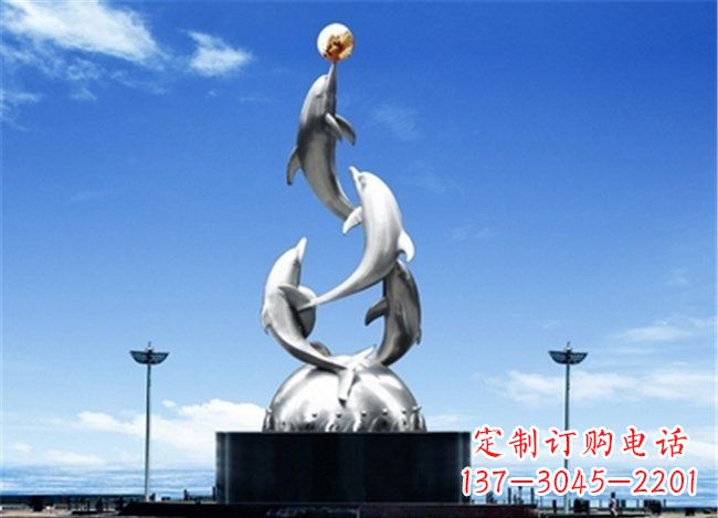绵阳欢腾动物——勇敢的海豚雕塑