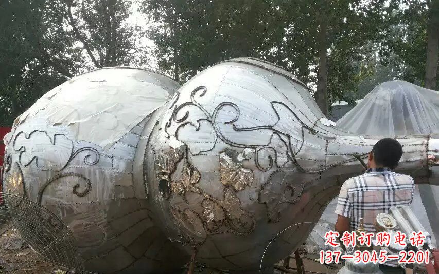 绵阳分外精美的不锈钢葫芦雕塑