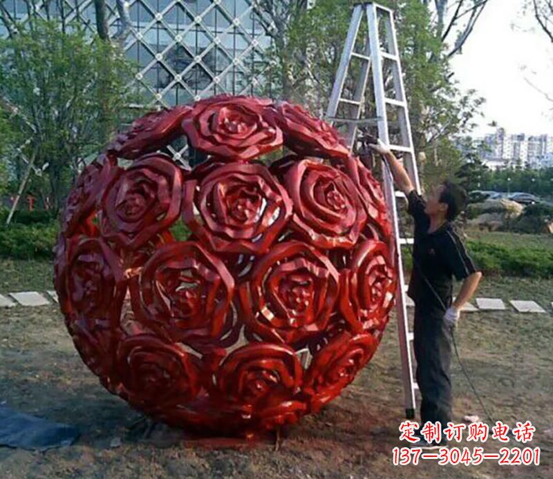绵阳不锈钢玫瑰花镂空雕塑