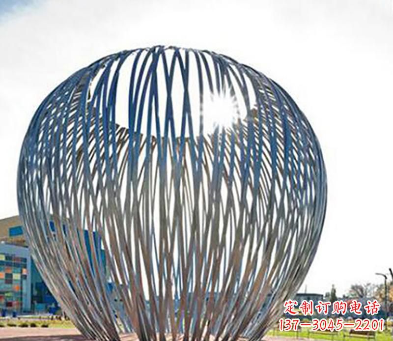 绵阳广场不锈钢树叶景观球雕塑