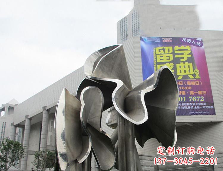 绵阳广场不锈钢弯曲荷叶景观雕塑