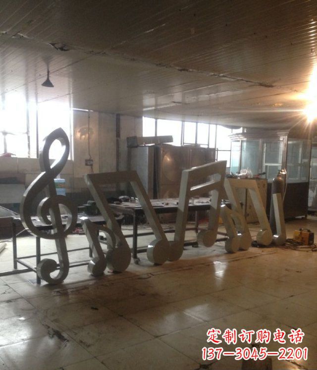绵阳精致不锈钢音符景观雕塑