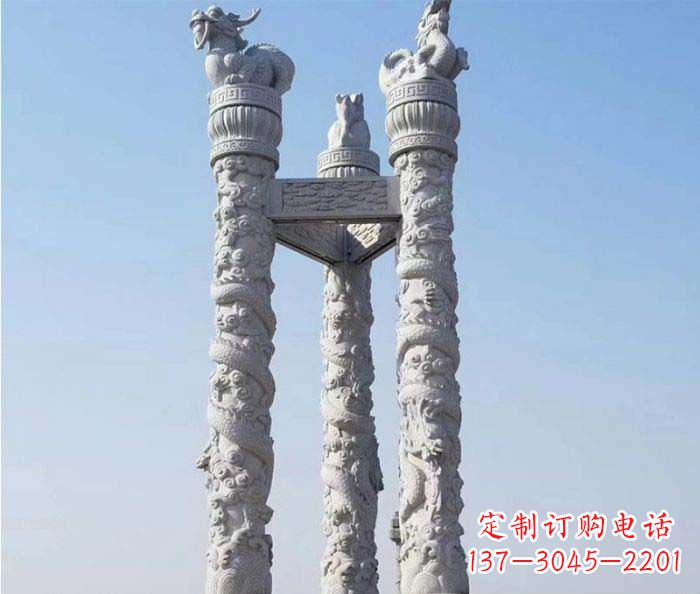 绵阳中领雕塑推出的高端盘龙柱石雕,是一种精美…