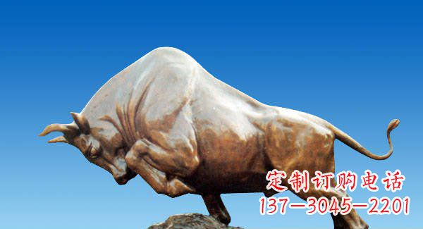 绵阳广场开荒拓荒牛铜雕