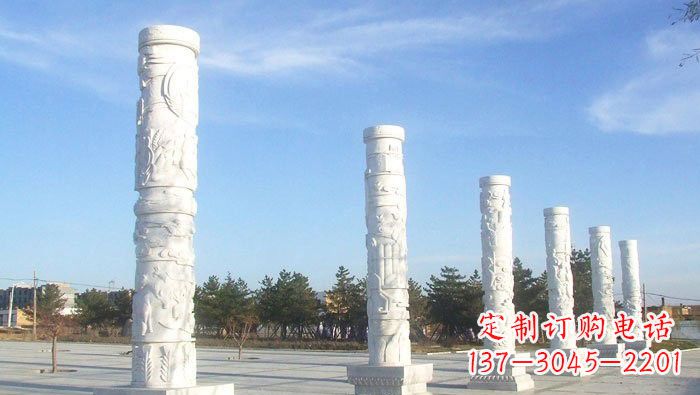 绵阳广场龙柱石雕