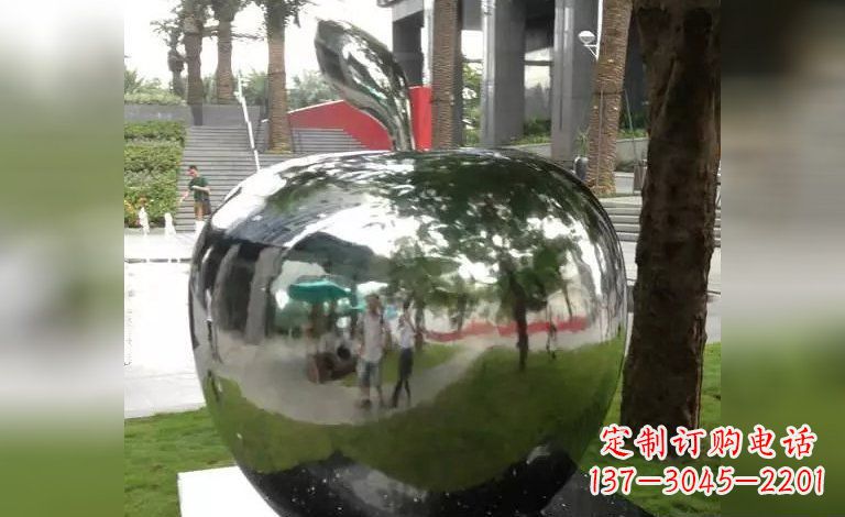 绵阳新奇优雅的苹果雕塑