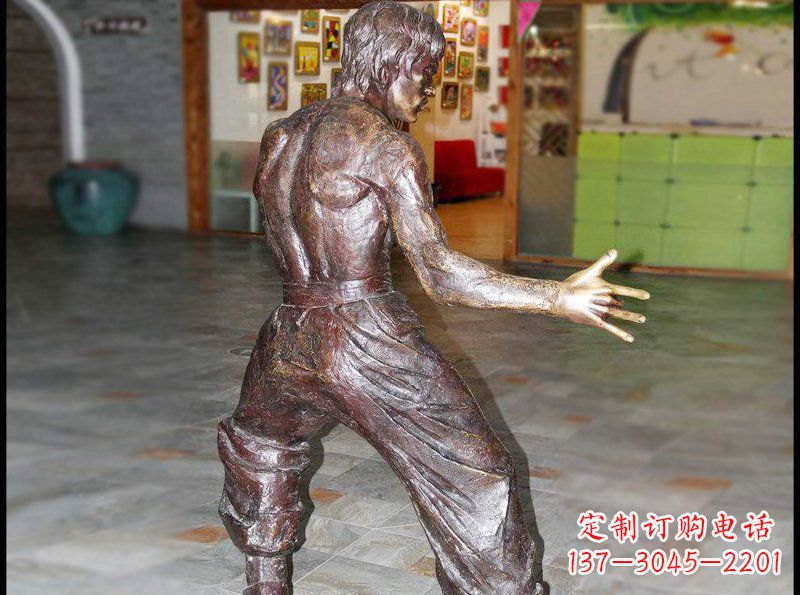 绵阳精致铜制李小龙雕塑,雕刻细腻精美