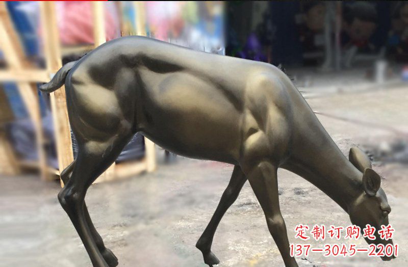 绵阳真实毛发的梅花鹿雕塑