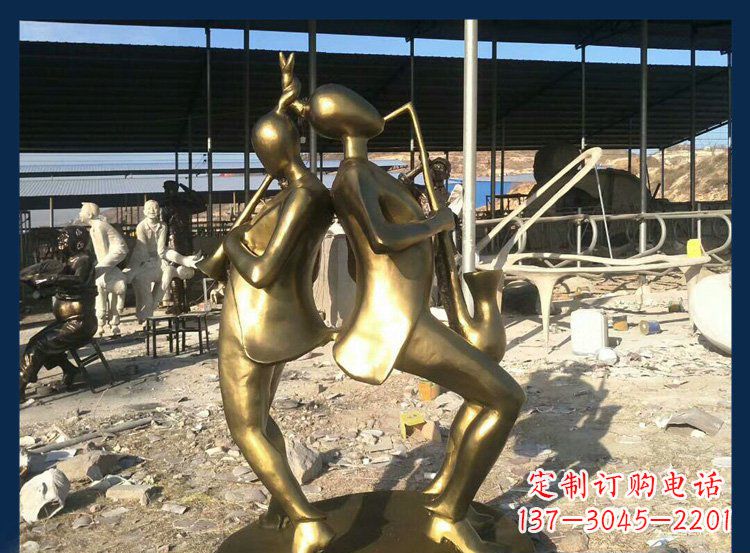 绵阳中领雕塑:优雅萨克斯铜雕贴金吹管人物雕塑