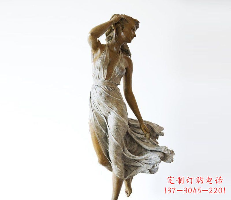 绵阳广场铜雕西方美女甩头人物雕塑
