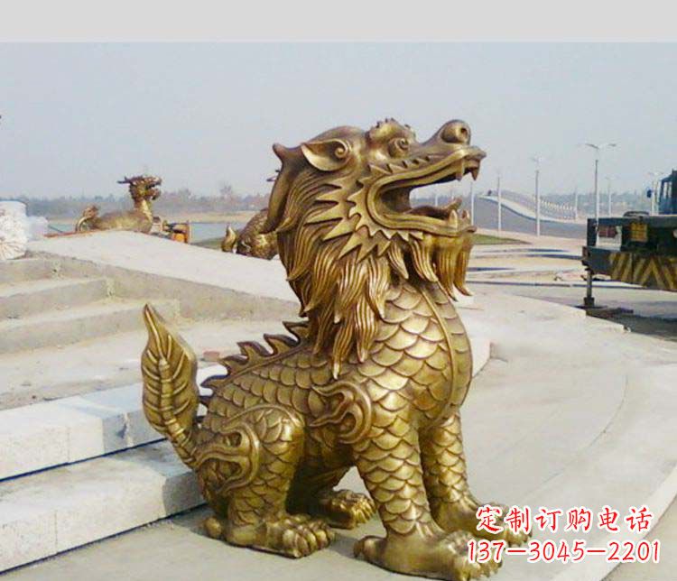 绵阳狮子雕塑:象征力量,令人肃然起敬