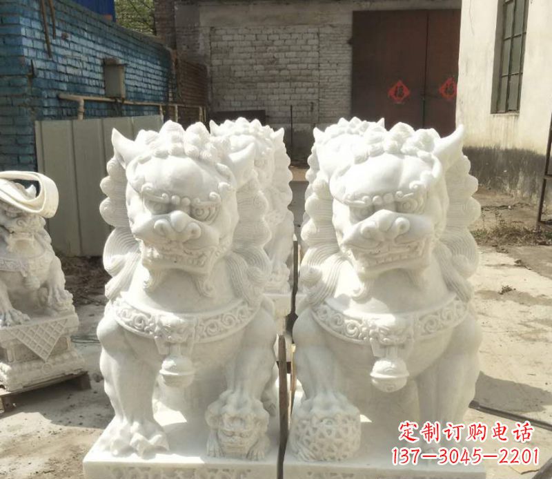 绵阳中领雕塑:绣球狮子石雕