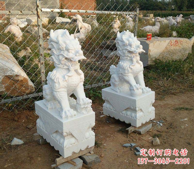 绵阳精美雕刻石麒麟,添玉门口踩球景象
