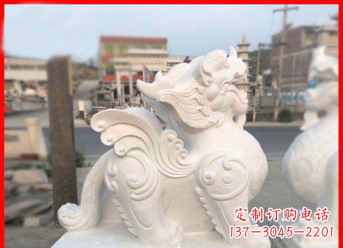 绵阳中领雕塑:精美汉白玉貔貅门口招财石雕