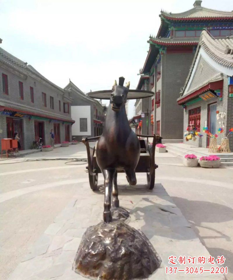 绵阳艺术装点的汉代马车——马车铜雕