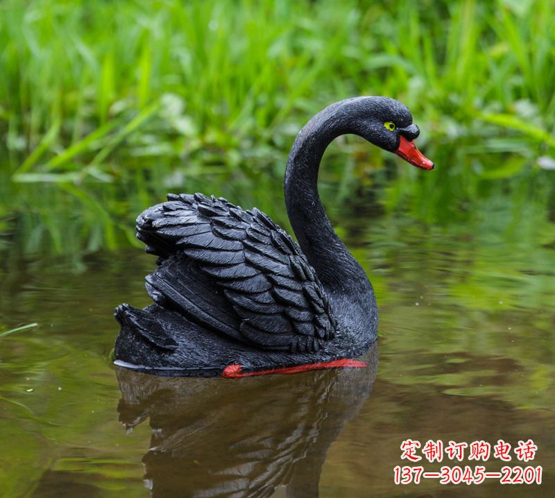绵阳精致风范：黑天鹅展翅玻璃钢仿真雕塑