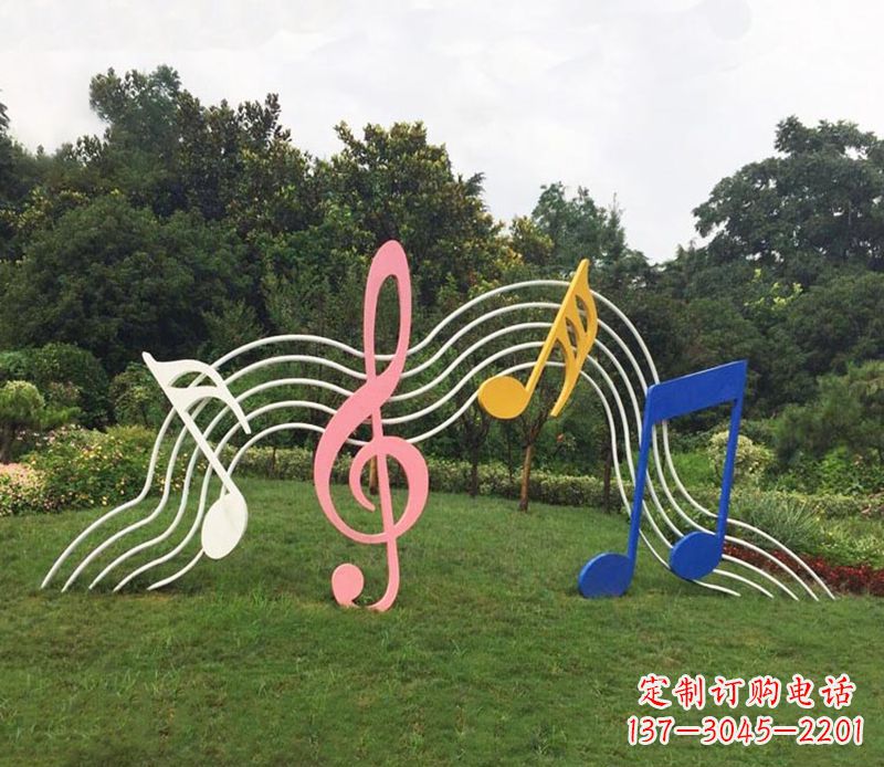 绵阳领雕塑:外观精美的不锈钢音符雕塑