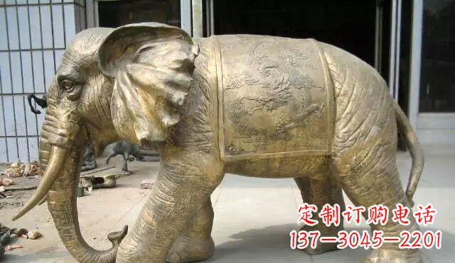 绵阳拥有好运的黄铜吉祥大象雕塑