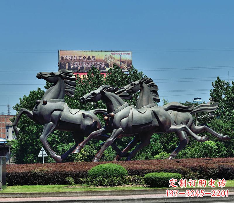 绵阳街边奔马铜雕塑