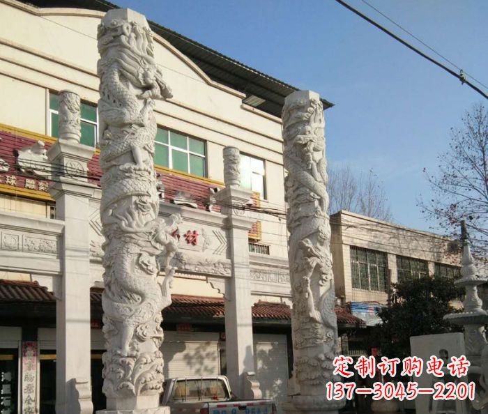 绵阳汇聚古灵神韵的大理石龙柱雕塑