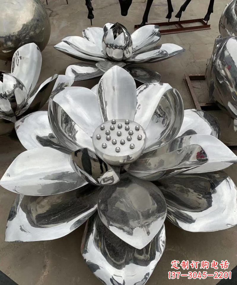绵阳精美不锈钢荷花雕塑,点亮你的家园
