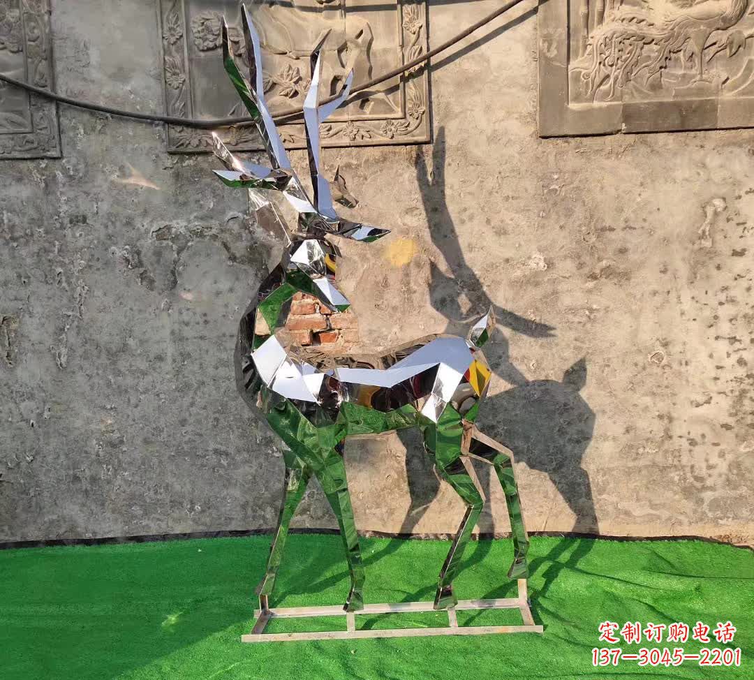 绵阳闪耀华丽的不锈钢几何梅花鹿雕塑
