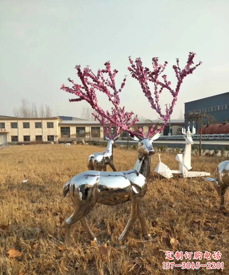 绵阳镜面不锈钢梅花鹿雕塑,一款极致的雕塑体验