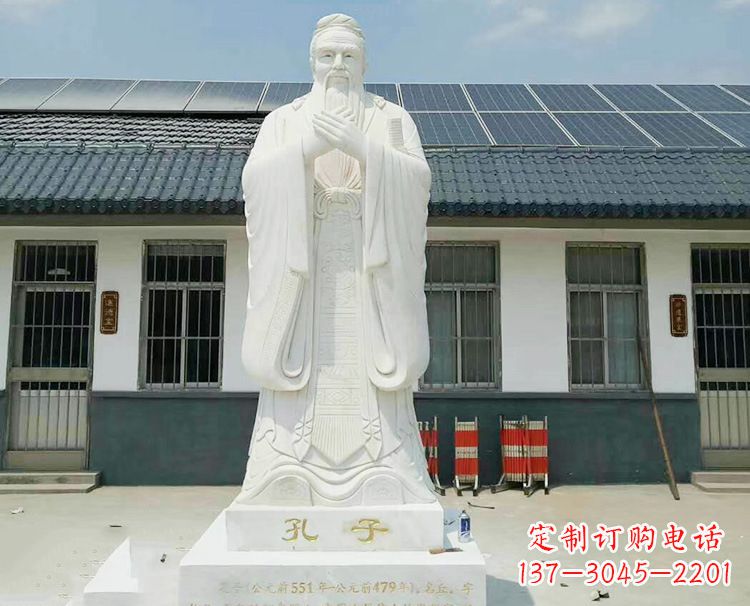 绵阳孔子伸舌头的雕像