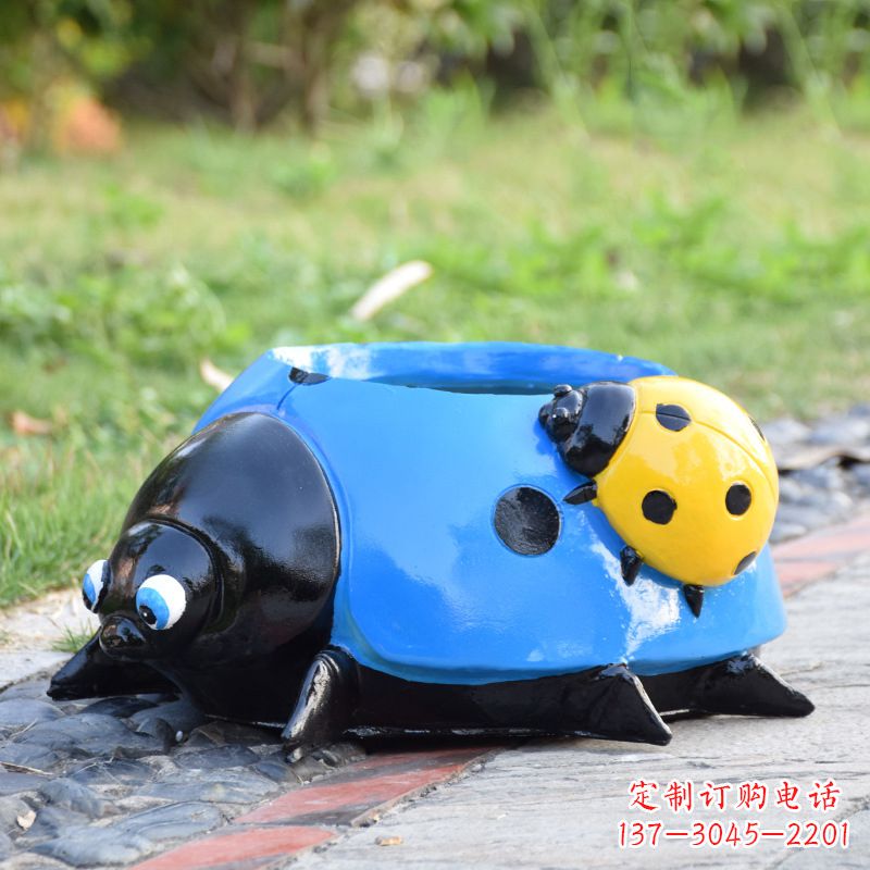 绵阳蓝色玻璃钢七星瓢虫花盆雕塑